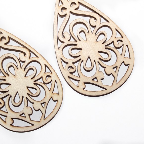 *2 for $15* Cream Wood Drop Earrings - Picture 3 of 5